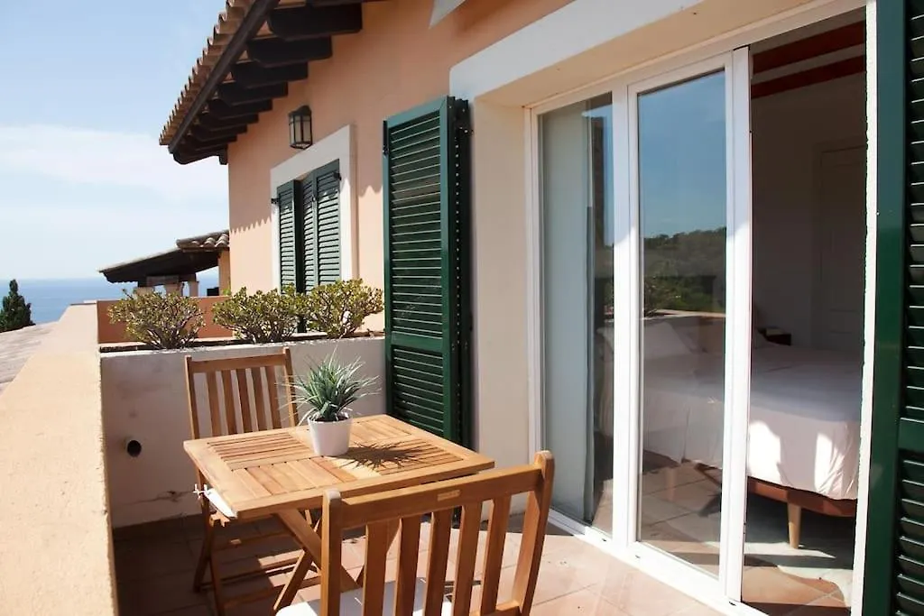Kerstin Bruns- Casa De Verano Tossa de Mar